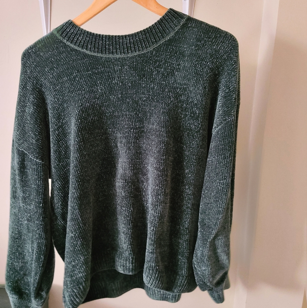 Women's Green Sweater